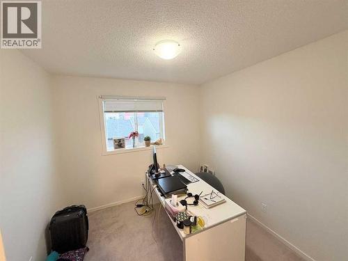 36 Evansborough Common Nw, Calgary, AB - Indoor