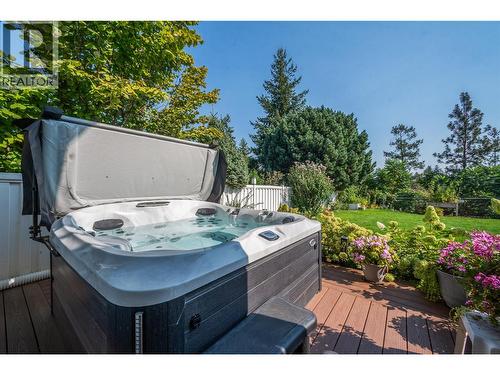 3841 Glen Canyon Drive, West Kelowna, BC - Outdoor