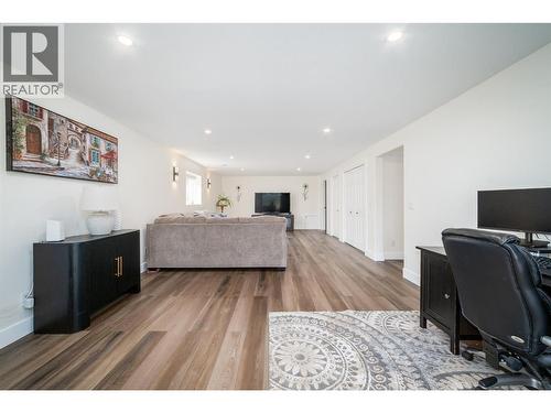 3841 Glen Canyon Drive, West Kelowna, BC - Indoor Photo Showing Office