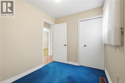 16 Harvard Place, Hamilton, ON - Indoor Photo Showing Other Room