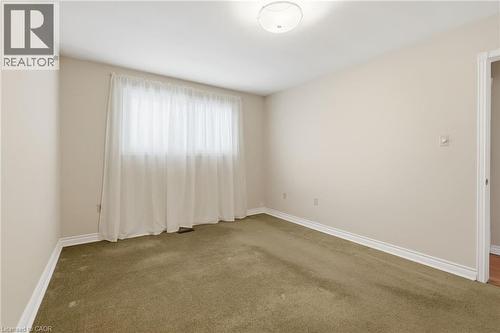 16 Harvard Place, Hamilton, ON - Indoor Photo Showing Other Room