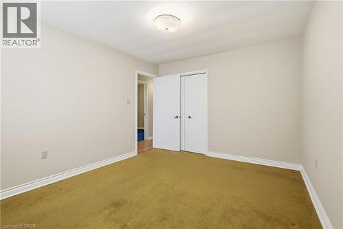 16 Harvard Place, Hamilton, ON - Indoor Photo Showing Other Room