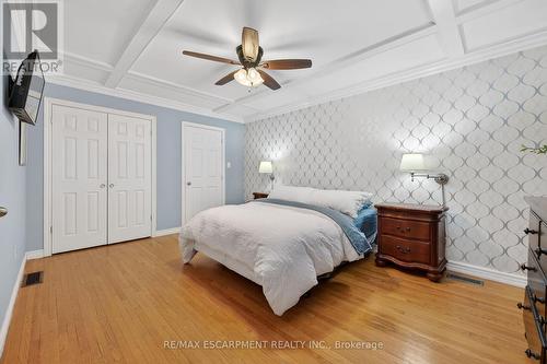 31 Maynard Street, Hamilton, ON - Indoor Photo Showing Bedroom