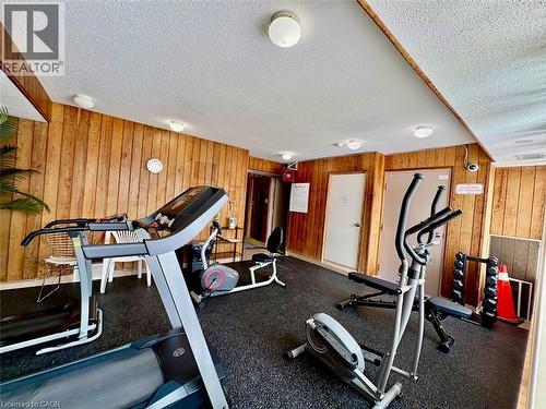 65 Highland Crescent Unit# 204, Kitchener, ON - Indoor Photo Showing Gym Room