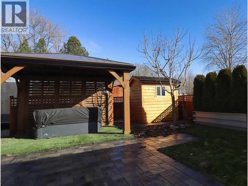 4 Eagle Lane, Lee Creek, BC 