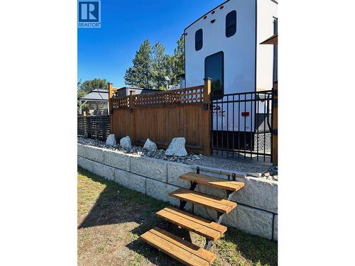 4 Eagle Lane, Lee Creek, BC 