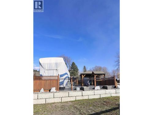 4 Eagle Lane, Lee Creek, BC 