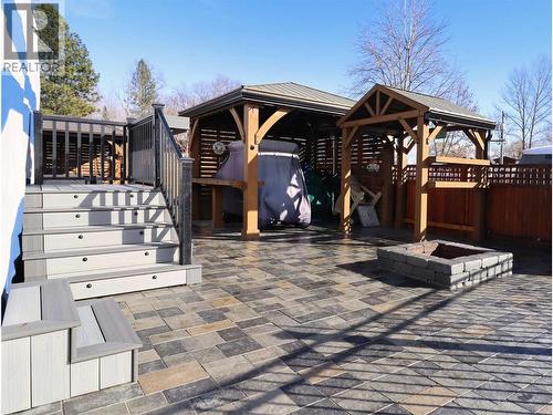 4 Eagle Lane, Lee Creek, BC 