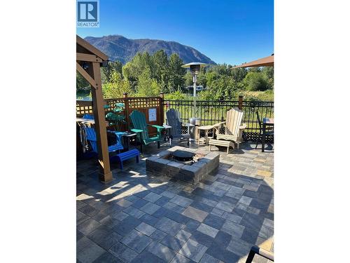 4 Eagle Lane, Lee Creek, BC 