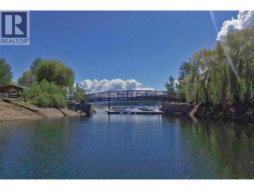 4 Eagle Lane, Lee Creek, BC 