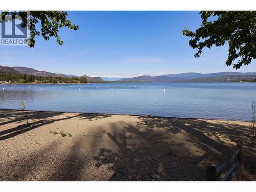 4 Eagle Lane, Lee Creek, BC 