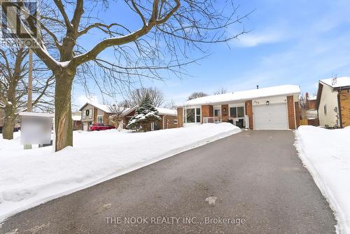 523 CHERRYHILL STREET  Oshawa (Donevan), ON L1H 7S1