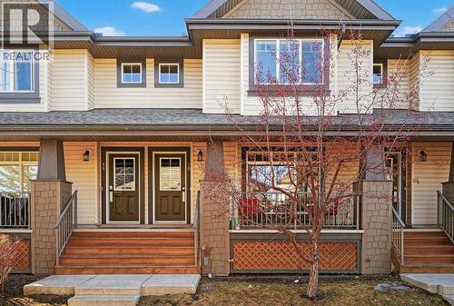 18, 133 Copperpond Heights SE  Calgary, AB T2Z 1C5
