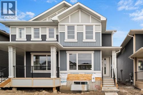 102 Sora Gardens Se, Calgary, AB 