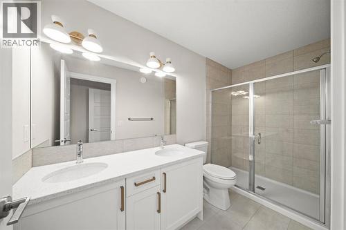 102 Sora Gardens Se, Calgary, AB 