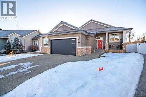 92 Fieldstone Way  Sylvan Lake, AB T4S 0C3