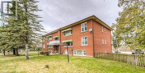 15 Floral Crescent, Kitchener, ON - Outdoor