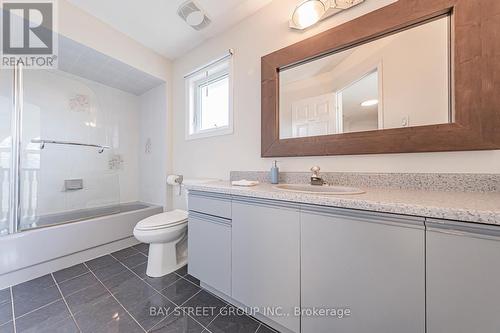 2524 Paula Court, Mississauga, ON - Indoor Photo Showing Bathroom