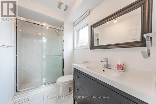 2524 Paula Court, Mississauga, ON - Indoor Photo Showing Bathroom
