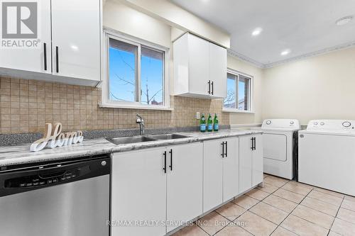 13 Linkdale Road, Brampton, ON - Indoor Photo Showing Laundry Room