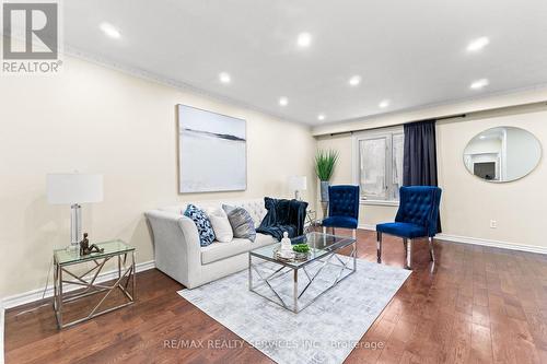 13 Linkdale Road, Brampton, ON - Indoor