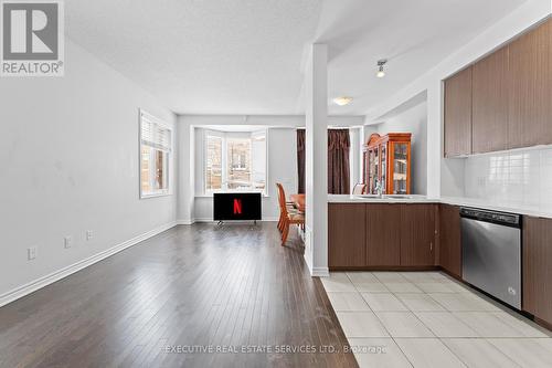52 - 50 Edinburgh Drive, Brampton, ON - Indoor