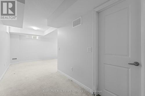 52 - 50 Edinburgh Drive, Brampton, ON - Indoor Photo Showing Other Room