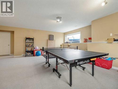 47 Kodiak Boulevard N, Lethbridge, AB - Indoor Photo Showing Other Room