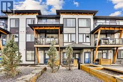 231 Savanna Walk NE  Calgary, AB T3J 0Y2