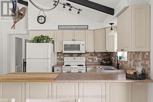 93 Simcoe Road, Ramara, ON - Indoor Photo Showing Kitchen With Double Sink