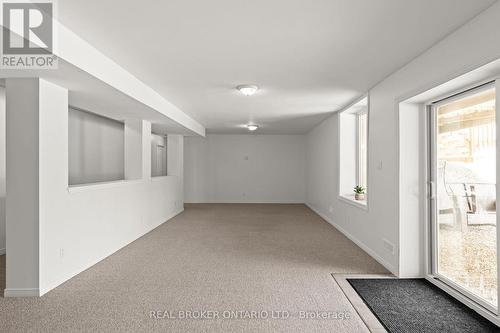93 Simcoe Road, Ramara, ON - Indoor Photo Showing Other Room