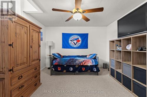 93 Simcoe Road, Ramara, ON - Indoor Photo Showing Bedroom