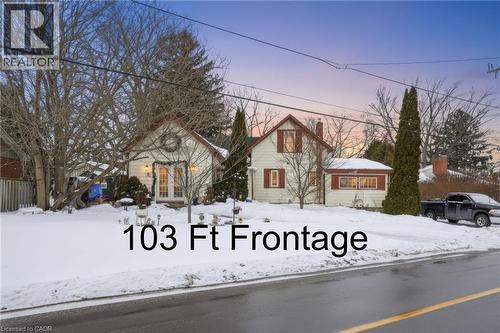 51 MOUNTAIN Avenue N  Hamilton, ON L8G 3N6