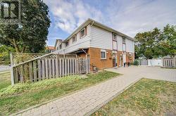 9 BUR OAK WAY  Toronto, ON M3L 2G3