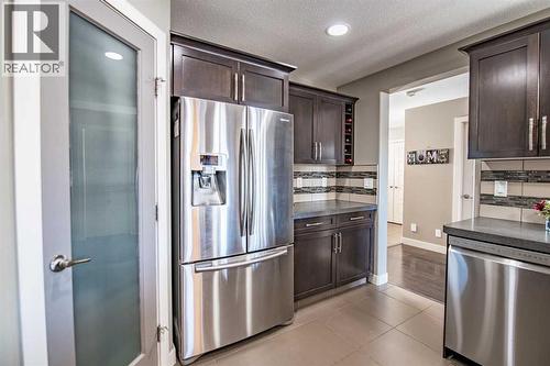 60 Vincent Close, Red Deer, AB - Indoor Photo Showing Kitchen With Stainless Steel Kitchen