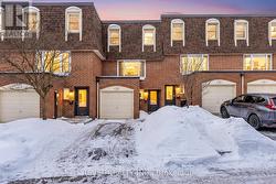 16 - 30 HESLOP ROAD  Milton, ON L9T 1B3