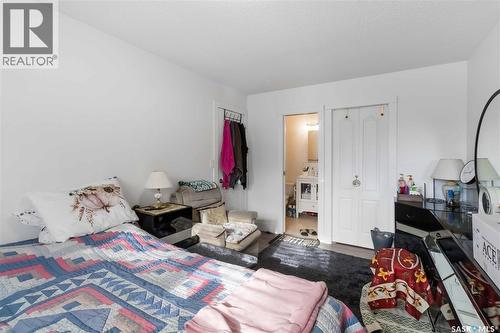 134 Stillwater Drive, Saskatoon, SK - Indoor Photo Showing Bedroom