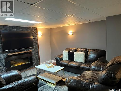 134 Stillwater Drive, Saskatoon, SK - Indoor Photo Showing Living Room With Fireplace