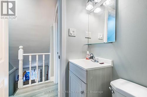 39 Holmes Avenue, Hamilton, ON - Indoor Photo Showing Bathroom
