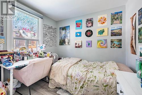 39 Holmes Avenue, Hamilton, ON - Indoor Photo Showing Bedroom