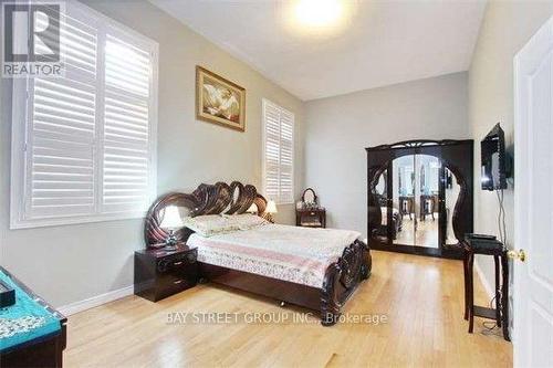 6 Everingham Circle, Brampton, ON - Indoor Photo Showing Bedroom