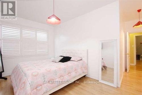 6 Everingham Circle, Brampton, ON - Indoor Photo Showing Bedroom