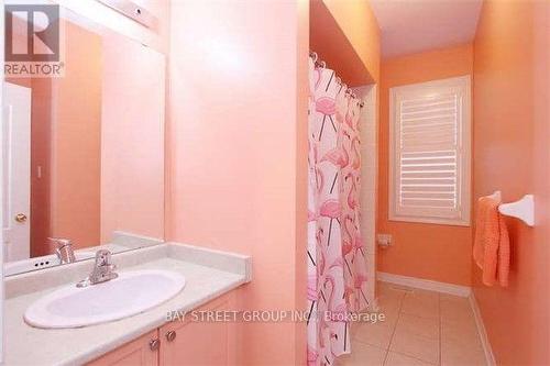 6 Everingham Circle, Brampton, ON - Indoor Photo Showing Bathroom