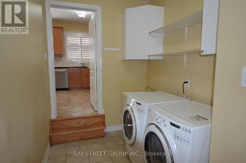 6 Everingham Circle, Brampton, ON - Indoor Photo Showing Laundry Room
