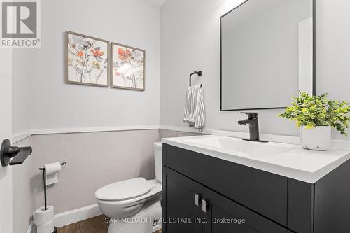 7214 Terragar Boulevard, Mississauga, ON - Indoor Photo Showing Bathroom