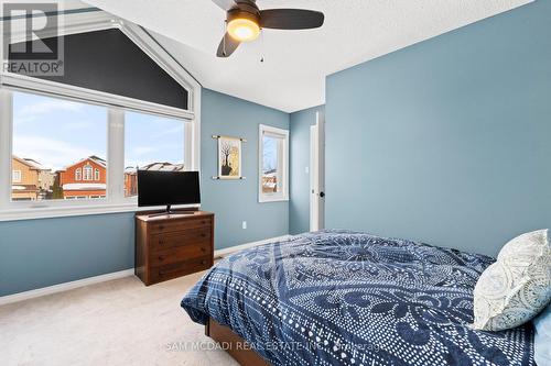 7214 Terragar Boulevard, Mississauga, ON - Indoor Photo Showing Bedroom