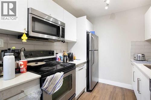 2D, 515 17 Avenue Sw, Calgary, AB - Indoor Photo Showing Kitchen