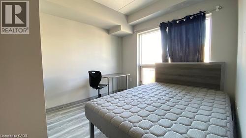 275 Larch Street Unit# G503, Waterloo, ON - Indoor Photo Showing Bedroom