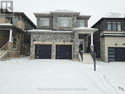 17 BARNYARD TRAIL  Barrie, ON L9J 0C2