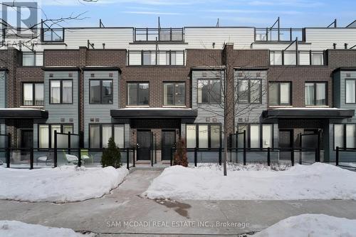 14 - 1150 STROUD LANE  Mississauga, ON L5J 1L4